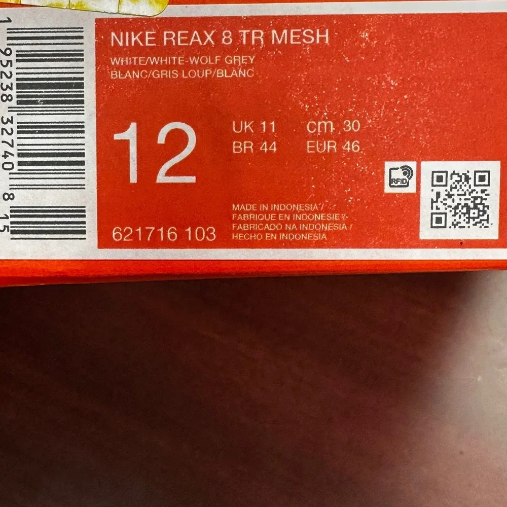 Nike Reax 8 TR Mesh Training Shoes Mens 12 White Wolf Gym Athletic Sport NEW
